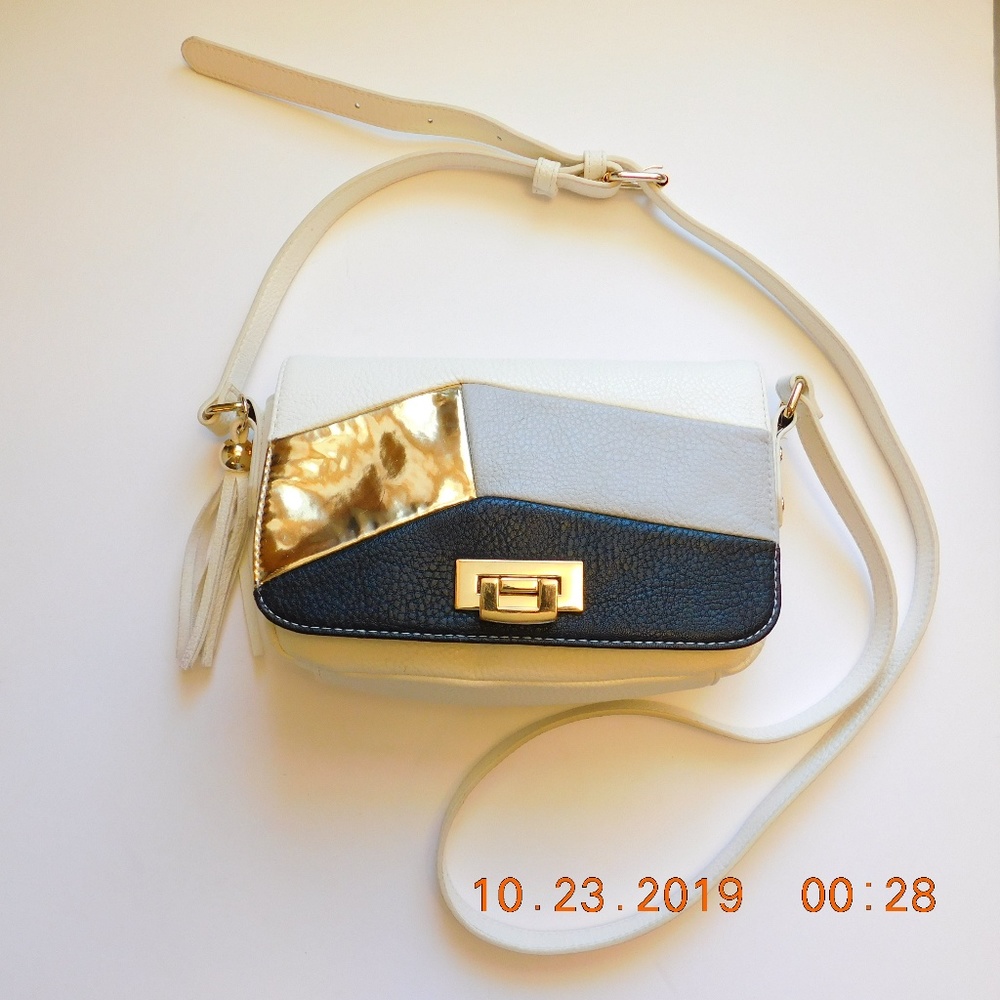 Poverty Flats Vegan Crossbody Bag - Picture 2 of 8